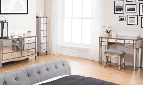 mirrored bedroom furniture and dressing table